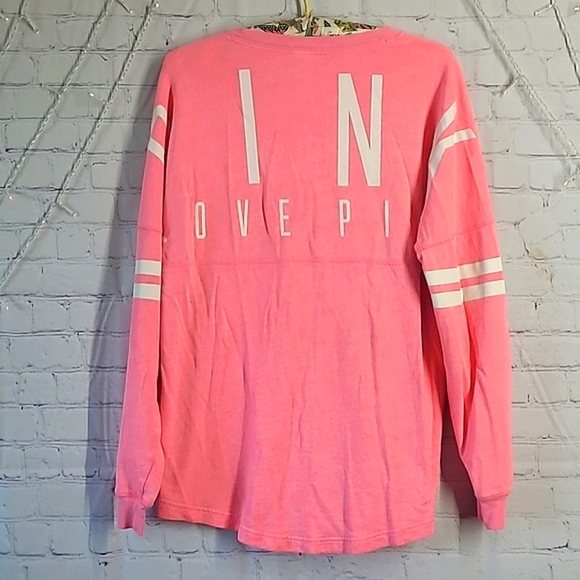 2013 Victoria's Secret PINK Oversized Logo Spellout Long Sleeve Tee Womens Sz M - Picture 1 of 16